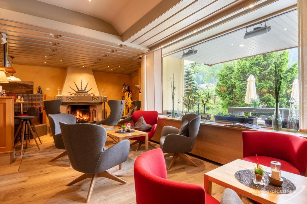 Family&Sporthotel Kärntnerhof Bad Kleinkirchheim Exteriör bild