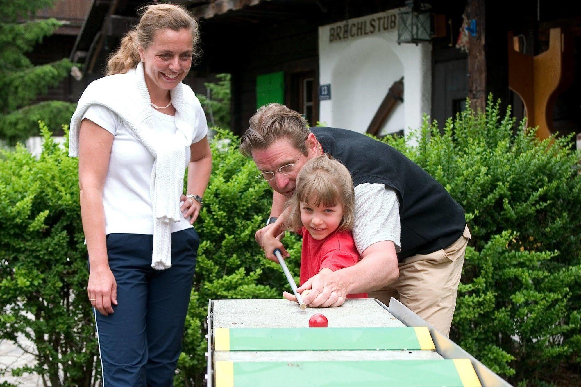 Family&Sporthotel Kärntnerhof Bad Kleinkirchheim Exteriör bild