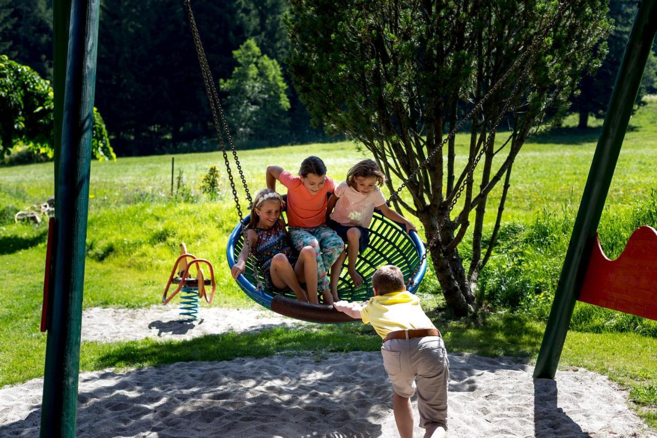 Family&Sporthotel Kärntnerhof Bad Kleinkirchheim Exteriör bild